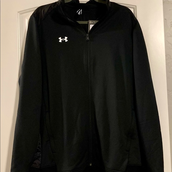 Under Armour Other - UNDER ARMOR COAT SZ L